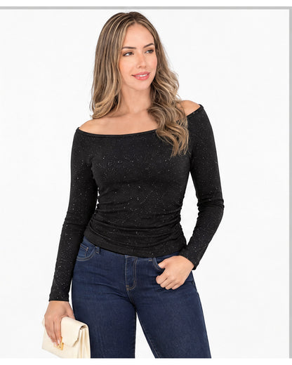 Blusa escote barco con brillos