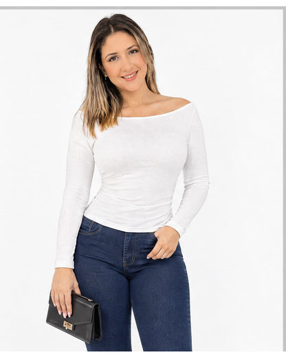 Blusa escote barco con brillos