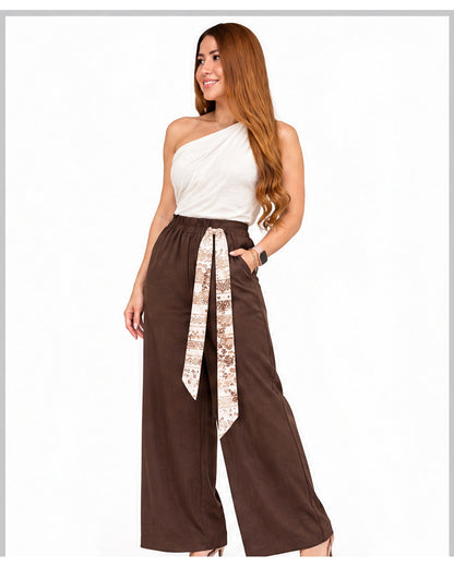 Pantalón ancho con cinta