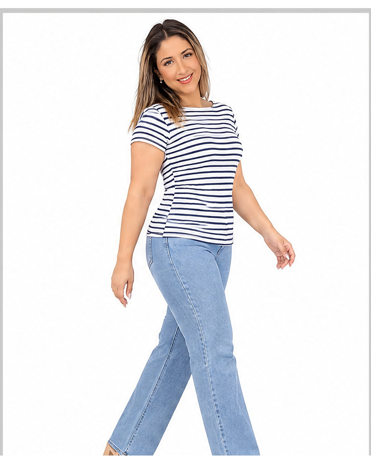 Blusa de rayas cuello barco