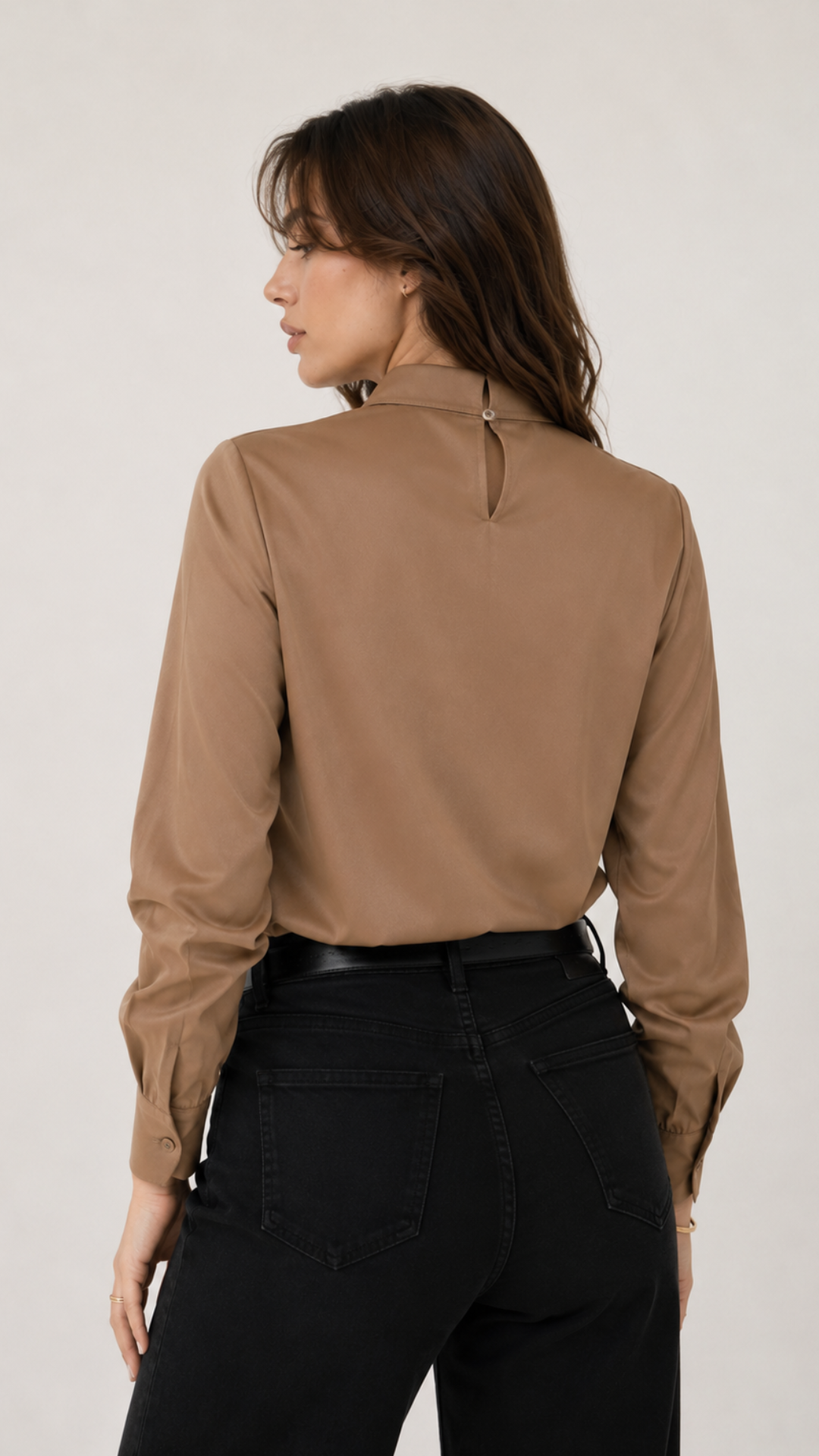 B41933 Manga larga con broche Camel 2