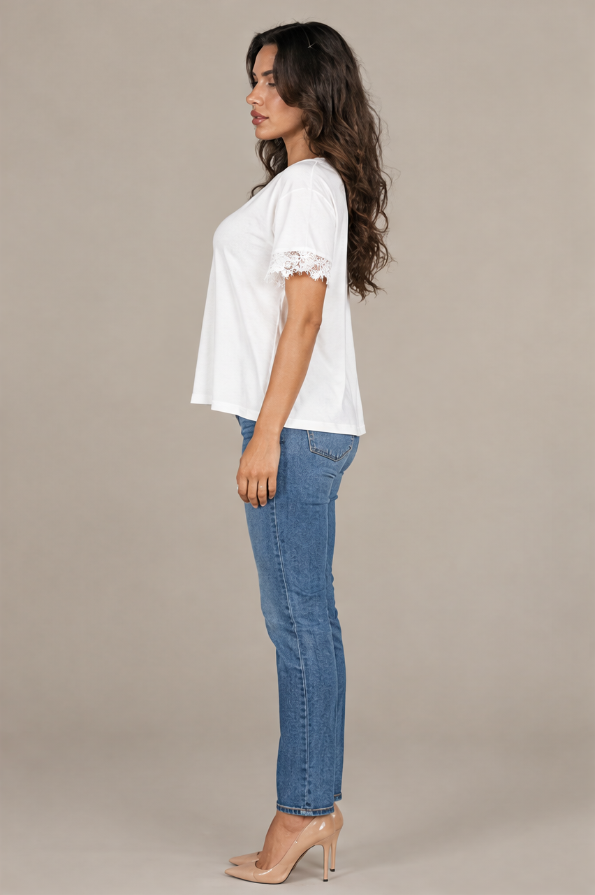SP1722 Blusa con puños de encaje Blanco 03 - perfil